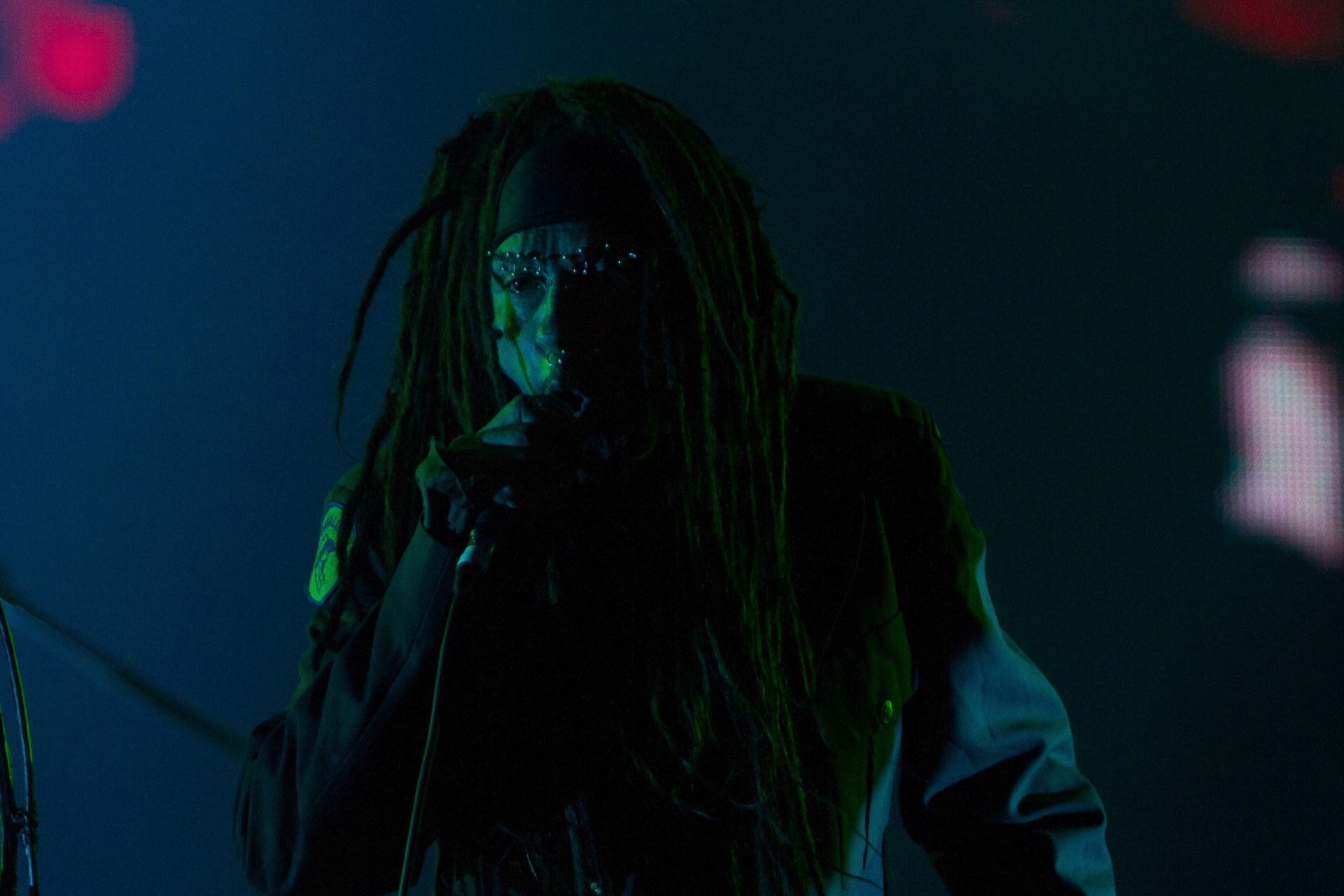 19.set.2015 - A banda de industrial Ministry se apresenta no palco Sunset, fundindo elementos do eletrônico e do metal. - Luciano Belford/Estadão Conteúdo