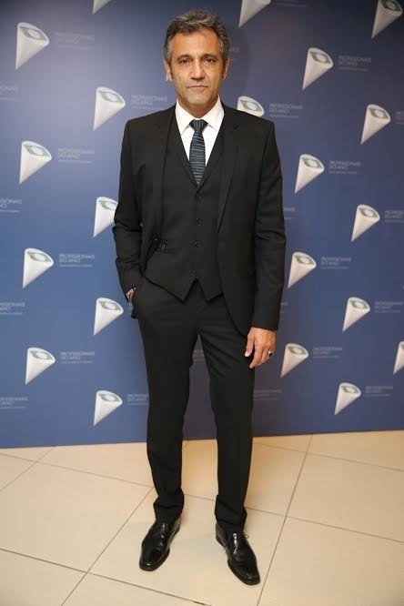 28.out.2015 - O ator Domingos Montagner chega à premiação da 37ª edição do Profissionais do Ano - Manuela Scarpa/Photo Rio News