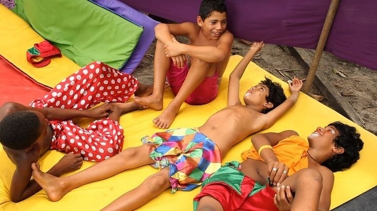 No documentário "Jonas e o Circo sem Lona" (2015), um garoto reúne os amigos e os ensina a atuar no picadeiro - Divulgação