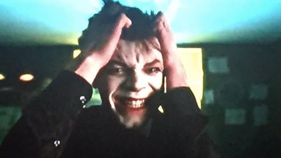 O vilão Coringa aparece pela primeira vez em "Gotham" - Reprodução