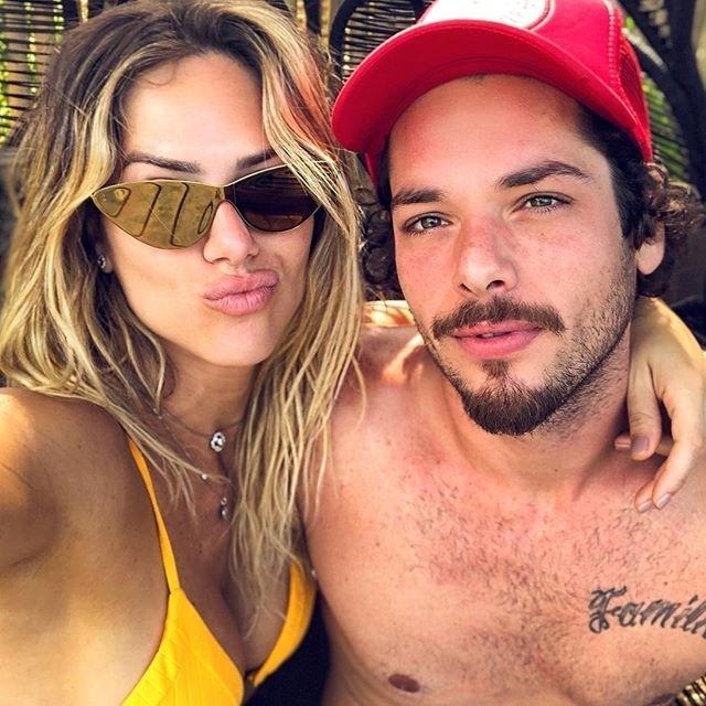 Óculos gatinho - Giovanna Ewbank - Reprodução/Instagram