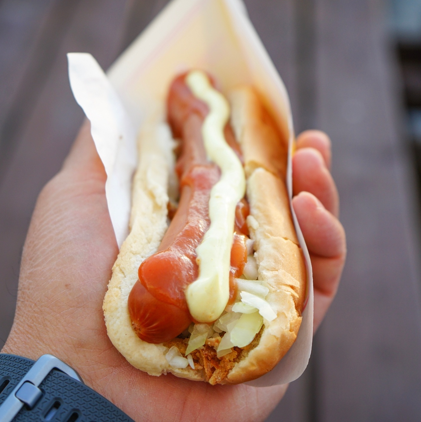 Inspirado em lanche do Sul, cachorro-quente tem 23 cm e 14