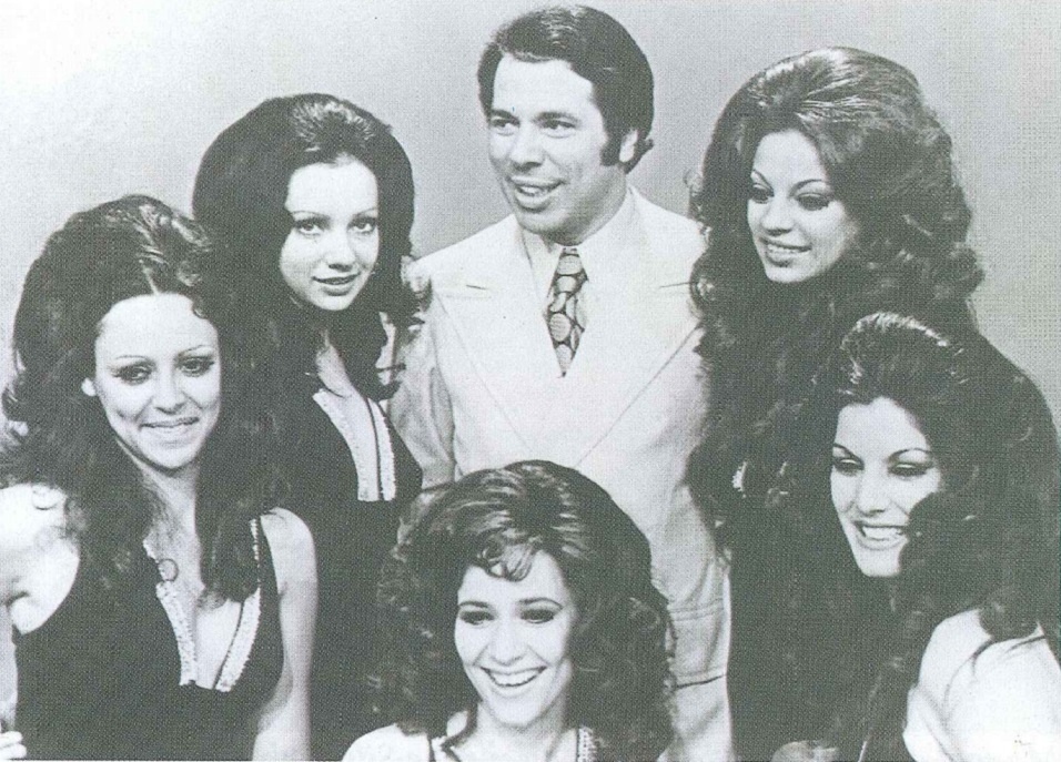 Silvio Santos e as Silvetes, na Globo - Reprodução/João B. da Silva