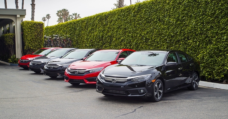 Honda Civic Touring 1.5 Turbo CVT - Divulgação