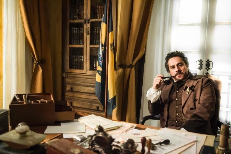 Alexandre Nero é Geraldo em "Filhos da Pátria" - Divulgação/Globo