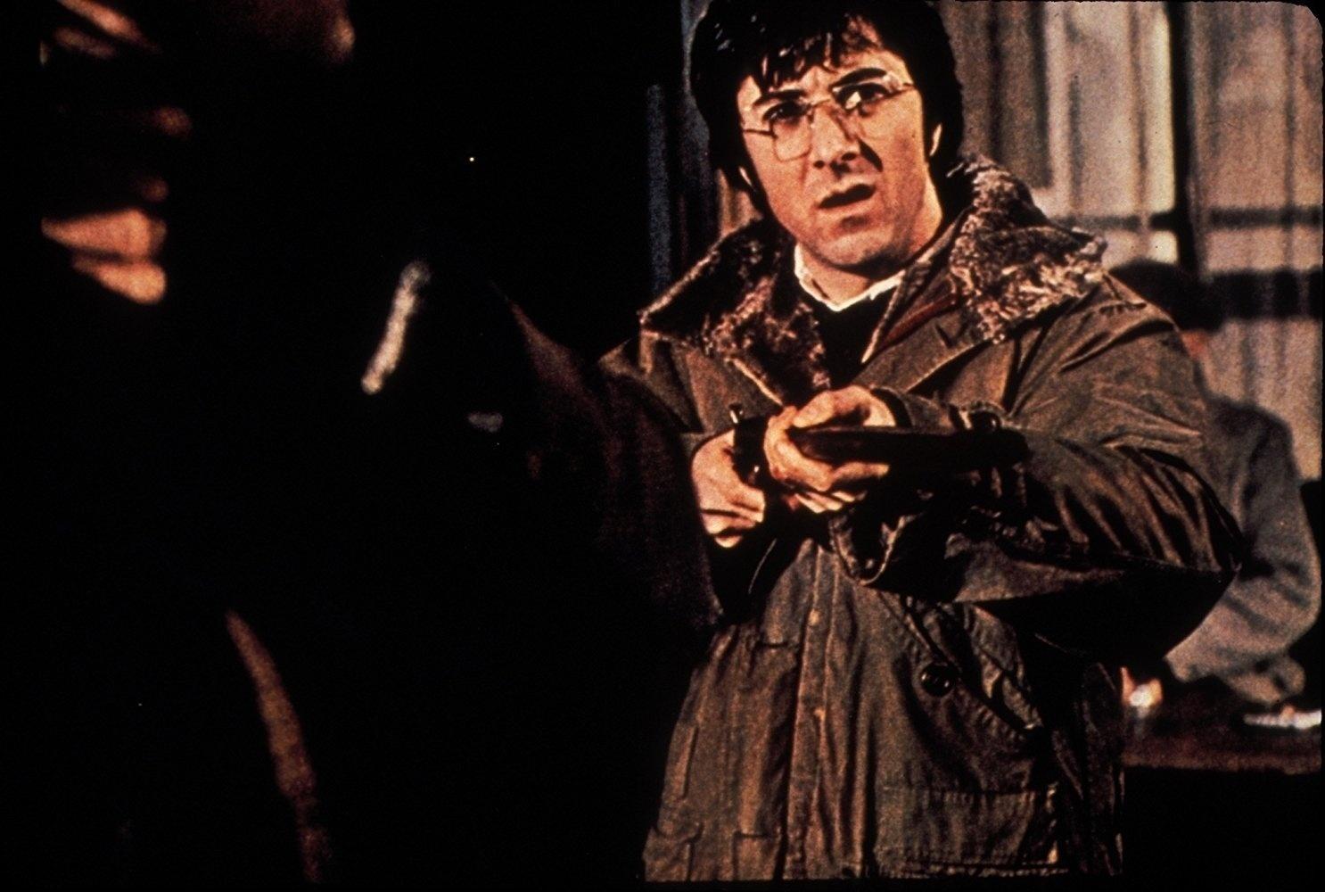 Dustin Hoffman em cena de "Sob o Domínio do Medo" (1971) - Divulgação