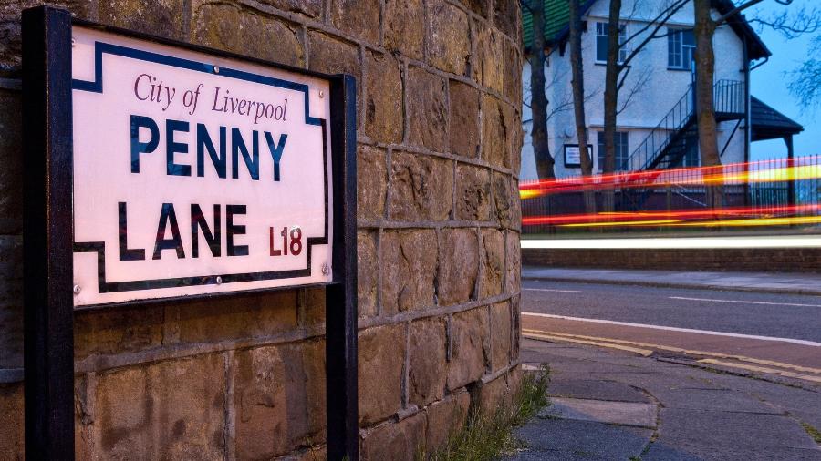 Rua Penny Lane, em Liverpool - chrisdorney/Getty Images/iStockphoto
