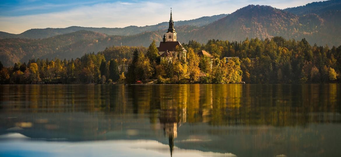 Lago de Bled, uma das atrações da Eslovênia, que divide o nome com a mais nova sister do Big Brother Brasil - Slovenian Tourist Board