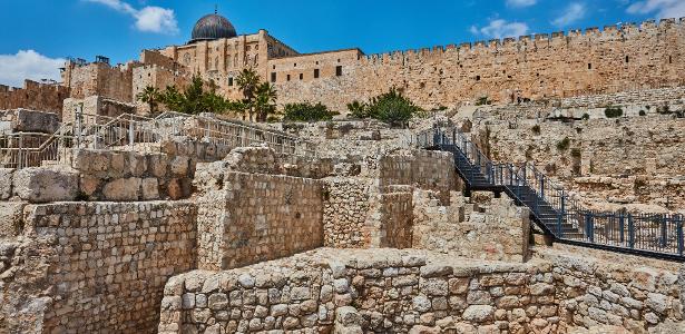 Excavations on the walls of Jerusalem prove its passage