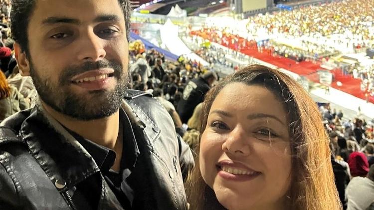 Thamye comprou um par de ingressos do show de Bruno Mars e fez questão de fazer uma surpresa para Aliriane