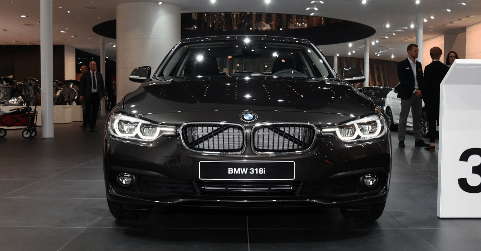 BMW 318i - Murilo Góes/UOL