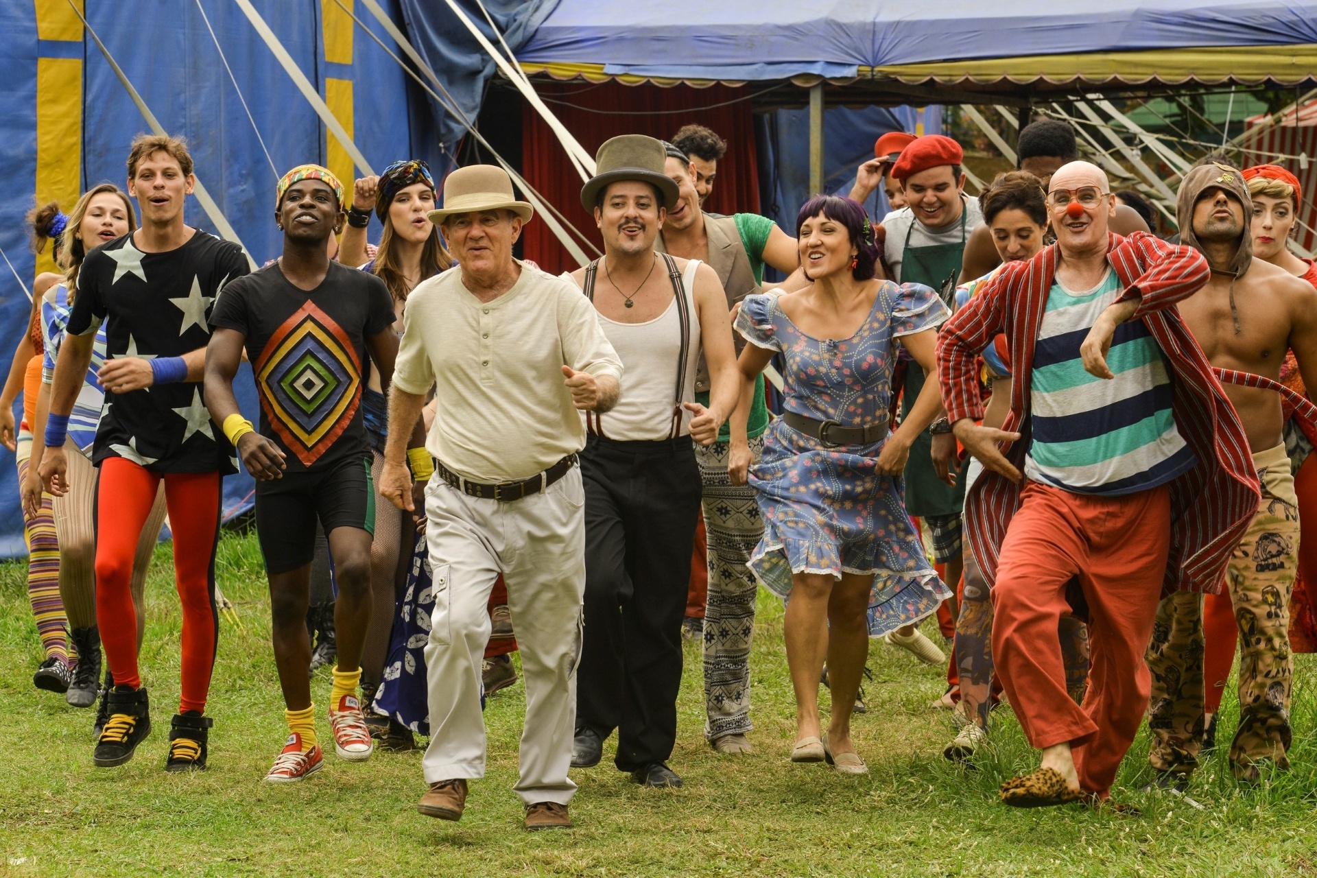 Renato Aragão na primeira imagem do filme "Os Saltimbancos Trapalhões: Rumo a Hollywood" - Divulgação