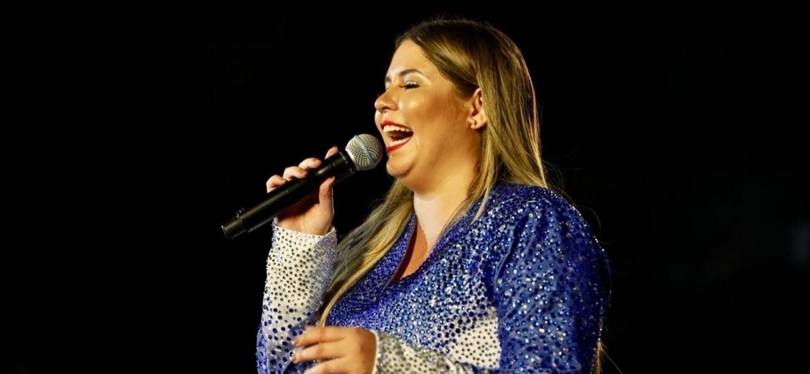 Marília Mendonça tocou hits como "Infiel" no Festival CarnaUOL - Mariana Pekin/UOL