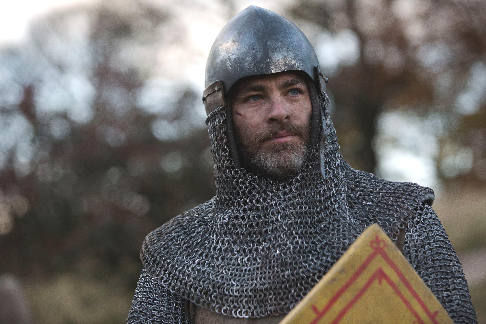 Chris Pine como Robert Bruce em "Legítimo Rei", da Netflix - David Eustace/Divulgação/Netflix