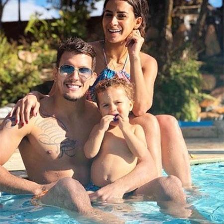 Lucilene e Sertanejo com o filho, Theo - Reprodução/Instagram - Reprodução/Instagram