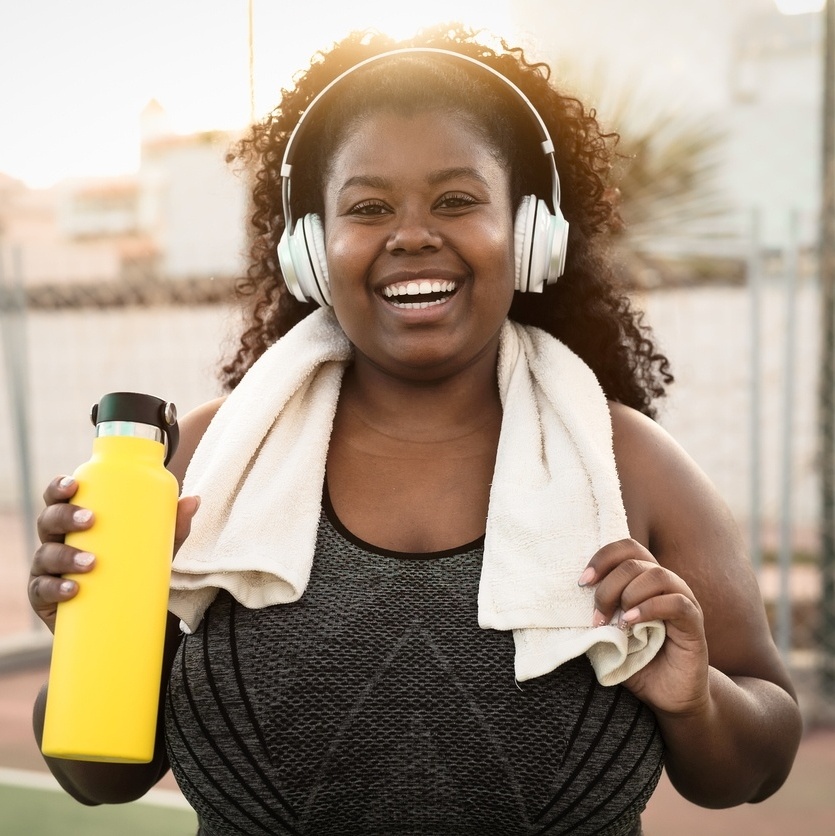 Por que o agachamento é um exercício que não pode faltar no seu treino -  15/06/2022 - UOL VivaBem