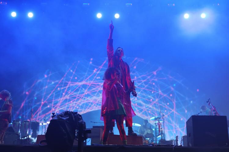 Arcade Fire faz show no Lollapalooza 2024
