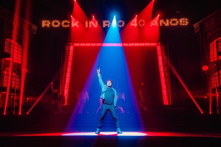 Cena do musical 'Sonhos, Lama e Rock and Roll', que comemora os 40 anos do Rock in Rio Cena do musical 'Sonhos, Lama e Rock and Roll', que comemora os 40 anos do Rock in Rio