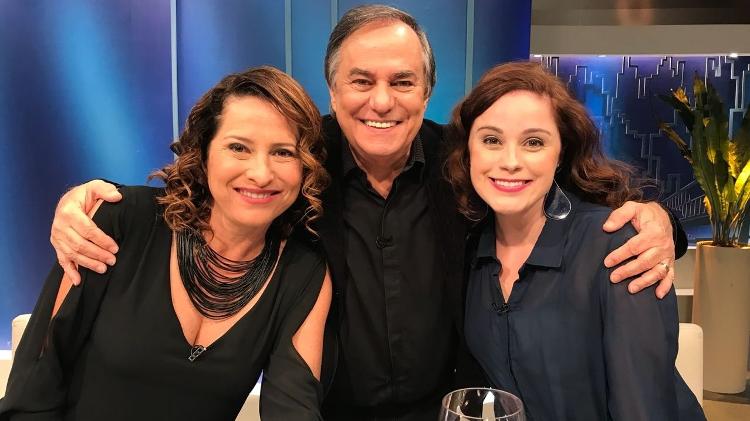 Novamente no melhor de sua forma, Ronnie Von recebe hoje, às 22h30, as atrizes Adriana Nunes e Bruna Ximenes no "Todo Seu" da Gazeta - Divulgação/TV Gazeta - Divulgação/TV Gazeta