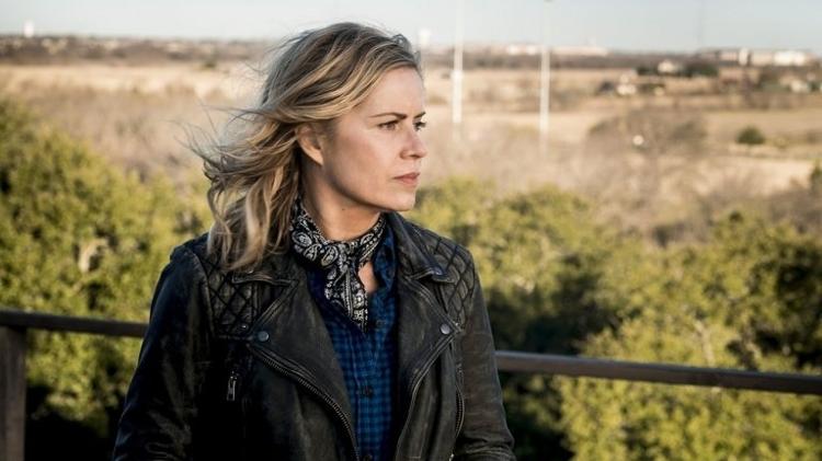 A atriz Kim Dickens como Madison em "Fear the Walking Dead" - Reprodução - Reprodução