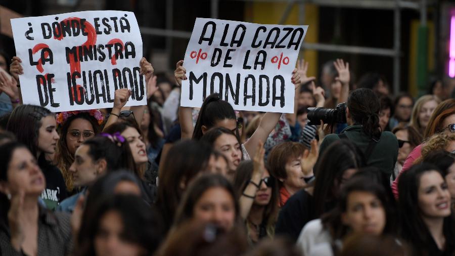 Mulheres protestam contra grupo de estupradores na Espanha - AFP