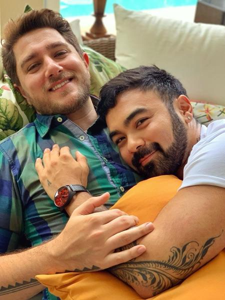 Mauro Sousa e o namorado, Rafael Piccin, em foto tirada por Maurício de Sousa - Reprodução/Instagram