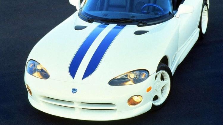 Dodge Viper RT/10 - Divulgação - Divulgação
