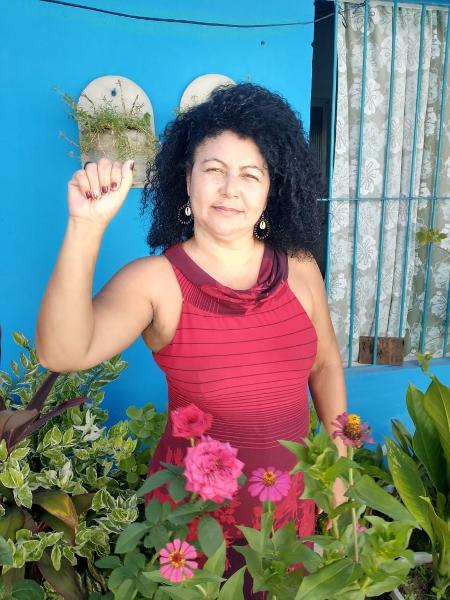Elisângela Maranhão, que promove terapia em grupo de mães, avós e parentes de quem perdeu filhos e filhas para a violência urbana - Arquivo pessoal