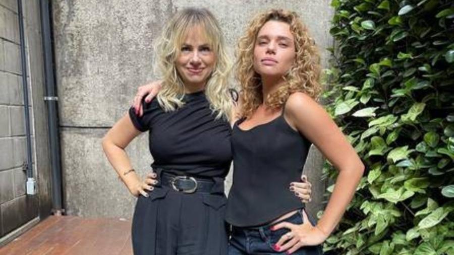 As atrizes Karina Teles e Bruna Linzmeyer interpretaram Madeleine - Reprodução/Instagram