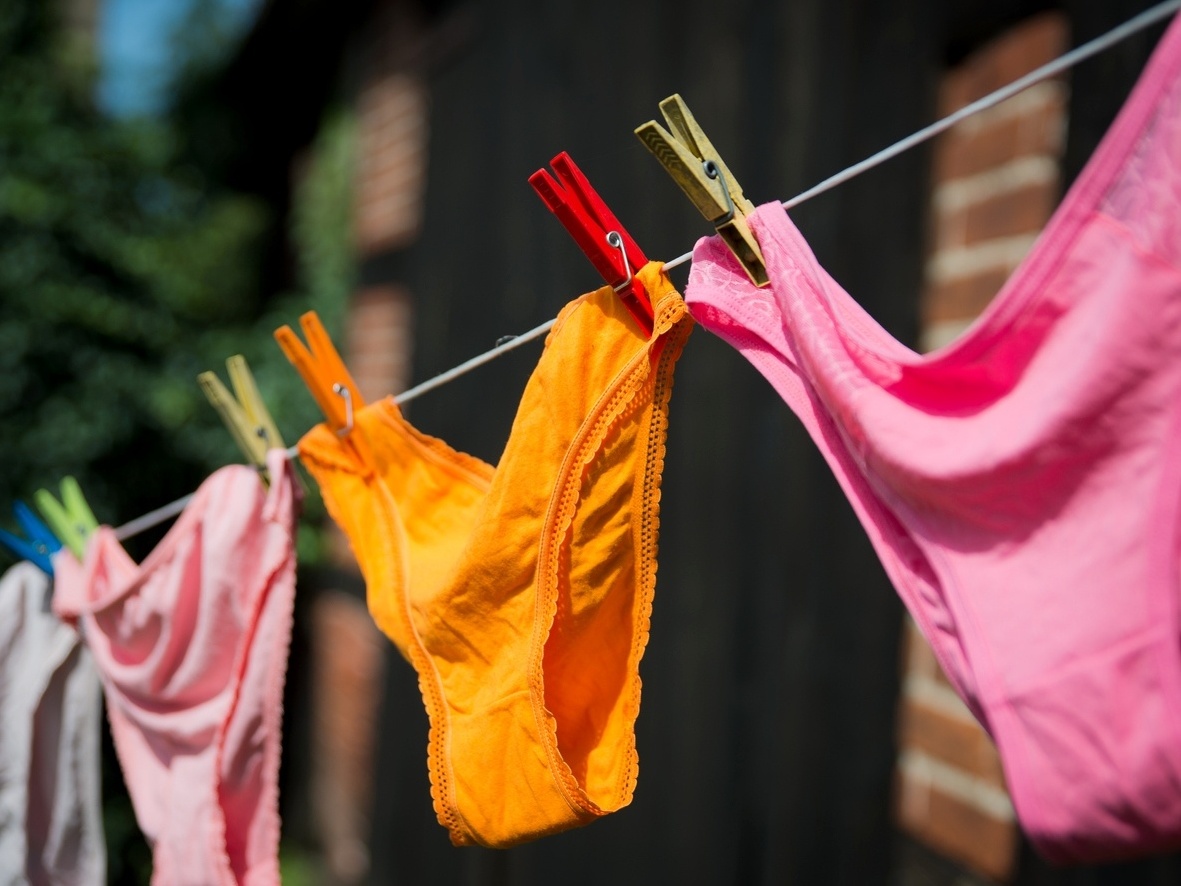 11 erros que você não deve cometer ao lavar suas calcinhas ou cuecas -  27/07/2022 - UOL VivaBem