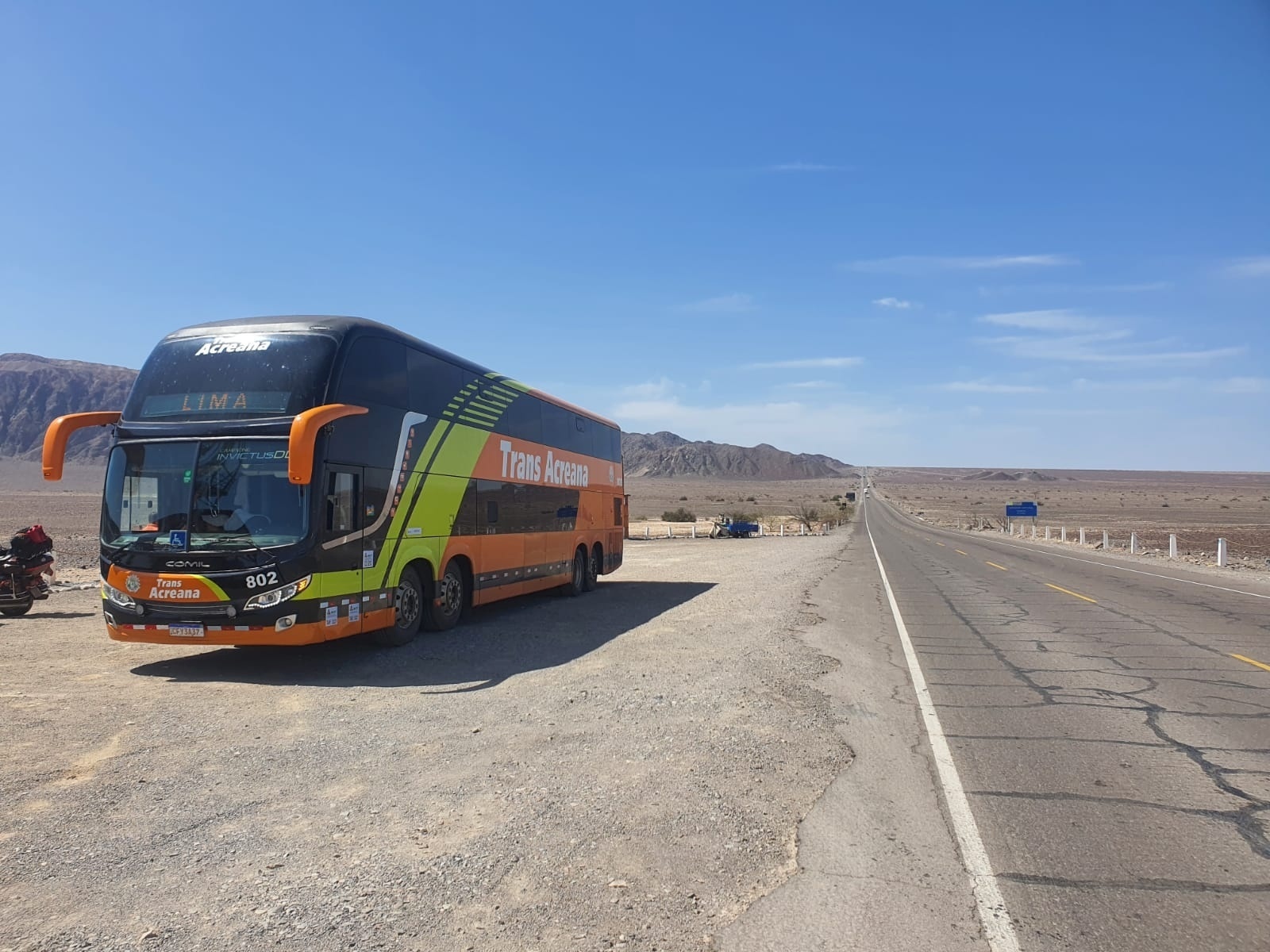 Rota de ônibus 'mais longa do mundo' sai do Brasil e é pura adrenalina