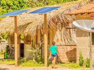 'Sofríamos com enlatados': como energia solar salvou aldeias no Pará