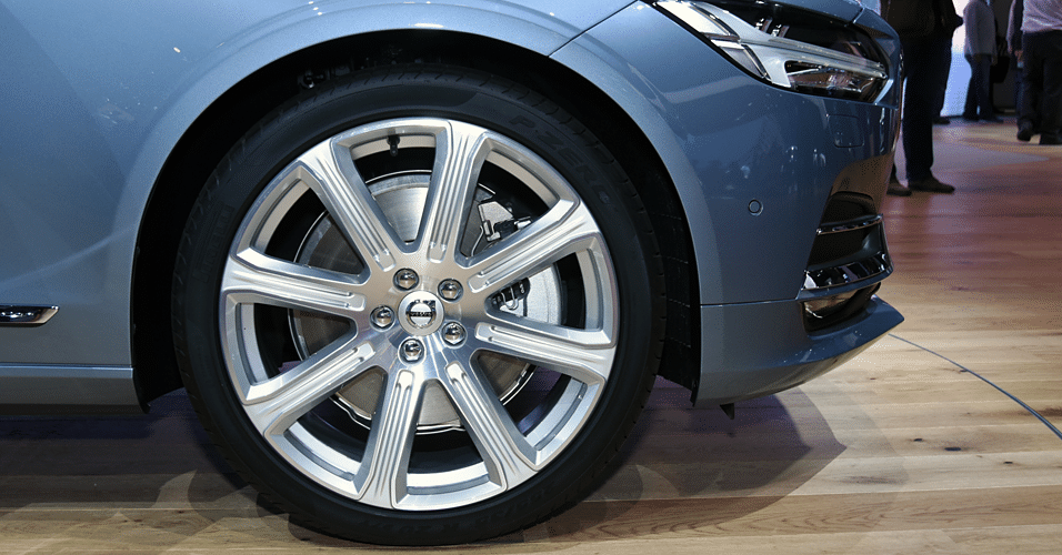 Volvo S90 T6 AWD - Murilo Góes/UOL