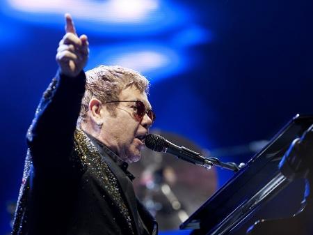O cantor Elton John - Reinaldo Canato/UOL
