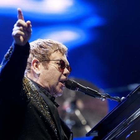 Elton John passou por situação inusitada em show - Reinaldo Canato/UOL