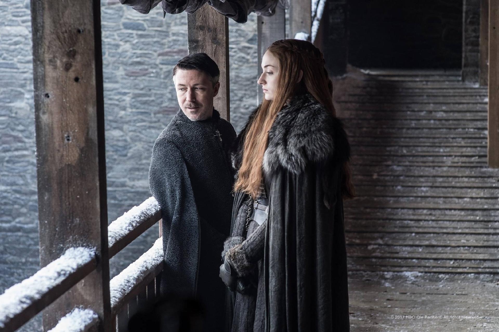 Mindinho e Sansa aparecem em imagem da sétima temporada de "Game of Thrones" - Divulgação/HBO