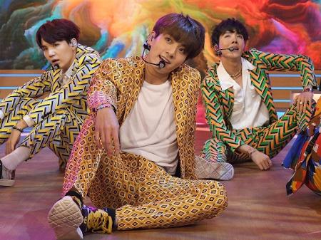 Integrantes do BTS se apresentam no "Good Morning America", do canal ABC - Instagram/Reprodução