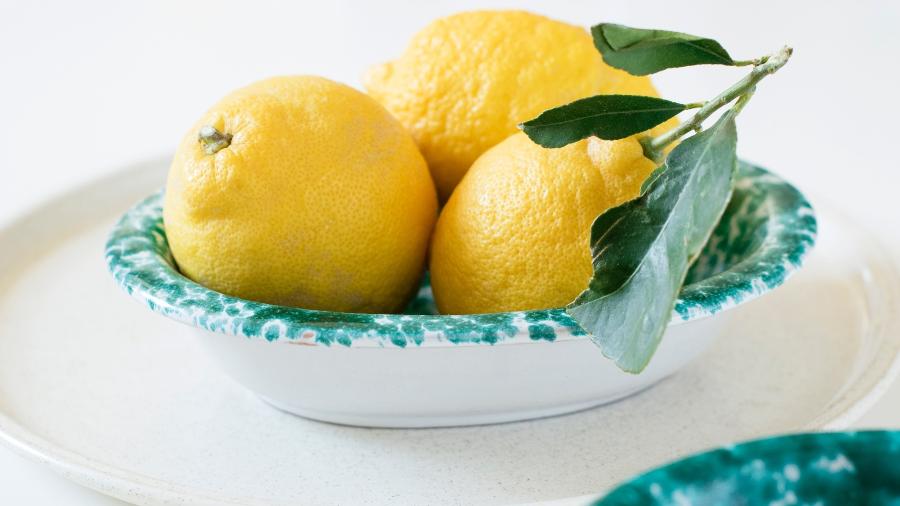 Lima-da-Pérsia tem a aparência de um limão siciliano