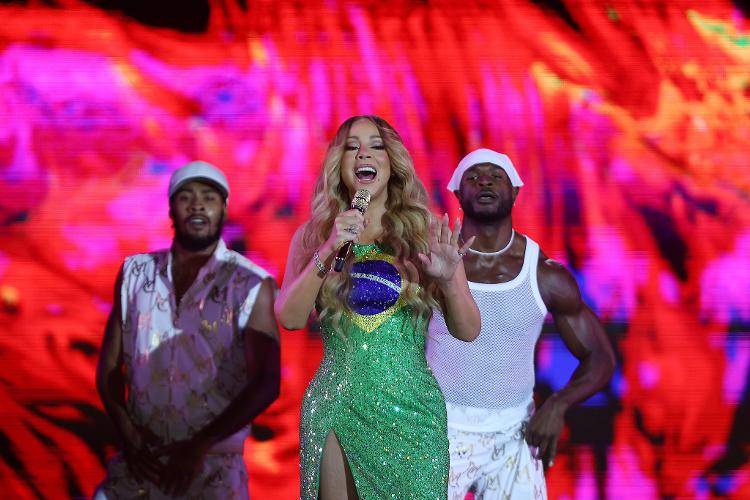 22.set.2024 - Mariah Carey se apresenta no palco Sunset na última noite de Rock in Rio