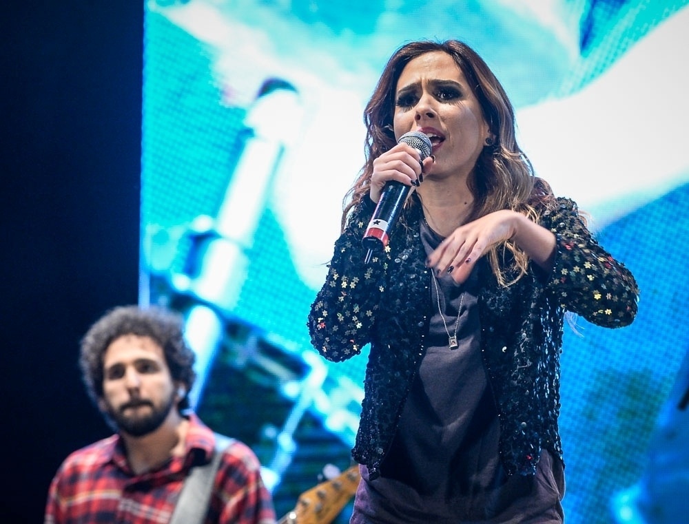 5.jul.2015 - Formada por Tatá Werneck, Maurício Meirelles, Murilo Couto, Marco Gonçalves e Nil Agra, a Banda Renatinho tocou para o público do parque do Ibirapuera, em um show gratuito, neste domingo (5). O show faz parte do festival Risadaria, que reúne nomes do stand-up comedy em uma programação que vai até dia 26 de julho. - Francisco Cepeda/AGNews-SP