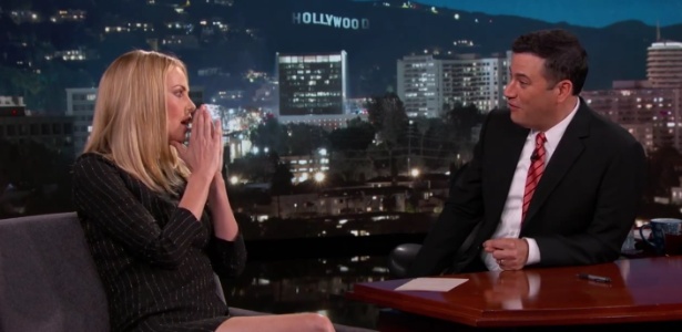 Charlize Theron disse que ficou dias sem dormir após ter feito o convite para o presidente