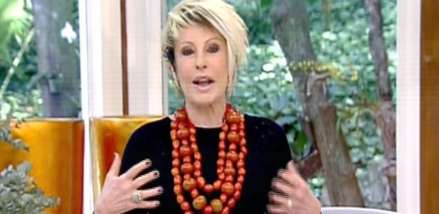Ana Maria Braga com colar de tomares - Reprodução/TV Globo