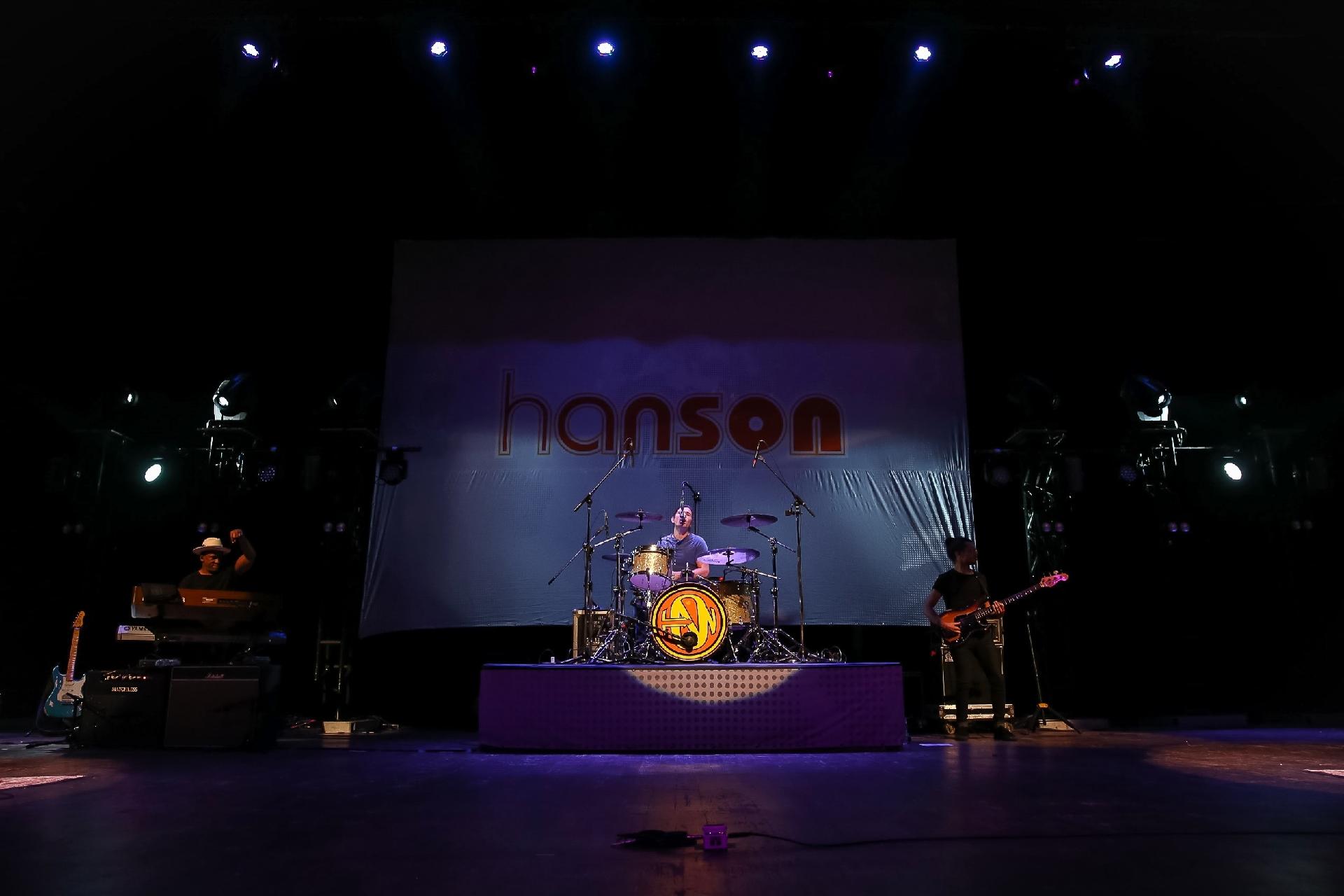 Hanson apresentou um show sem "firulas" e sem playback - Raphael Castello/AgNews