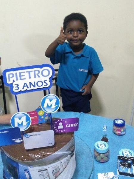 Pietro Honorato comemorou o aniversário de 3 anos com a festa temática inspirada no metrô do Rio - Reprodução/Twitter