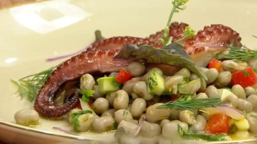 Polvo com salada de feijão verde feito por Ana Maria Braga - Reprodução/TV Globo