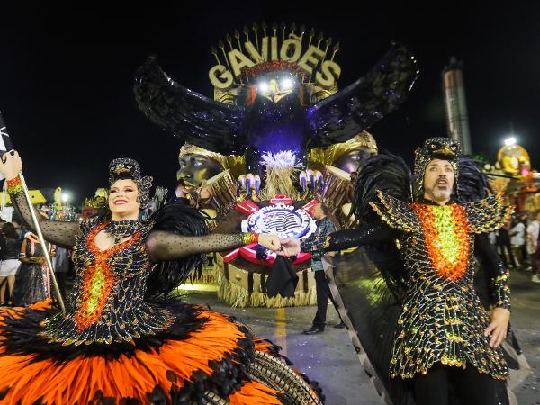 SP: Em noite derradeira do carnaval, Gaviões e Mocidade