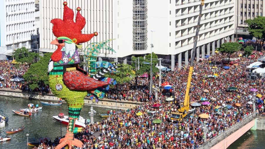 O bloco Galo da Madrugada, principal atração do Carnaval do Recife