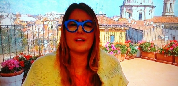 Ilze Scamparini ousou nos óculos durante o "Bom Dia Brasil" - Reprodução/TV Globo