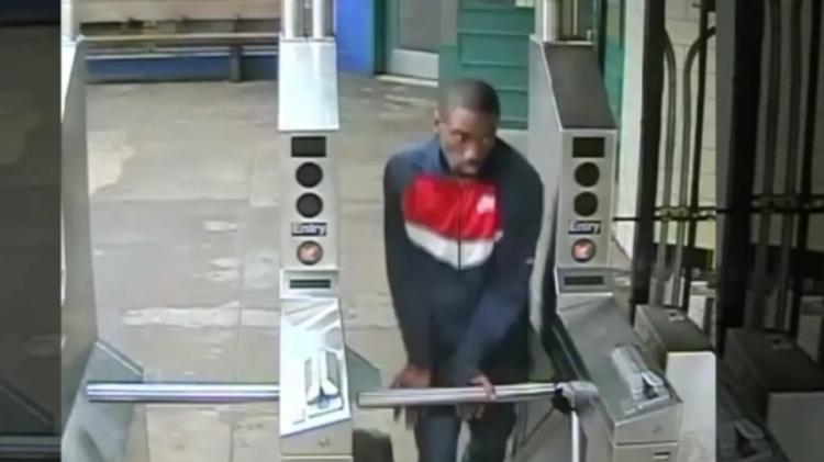 Bandana de Naruto - Suspeito - Reprodução - Reprodução