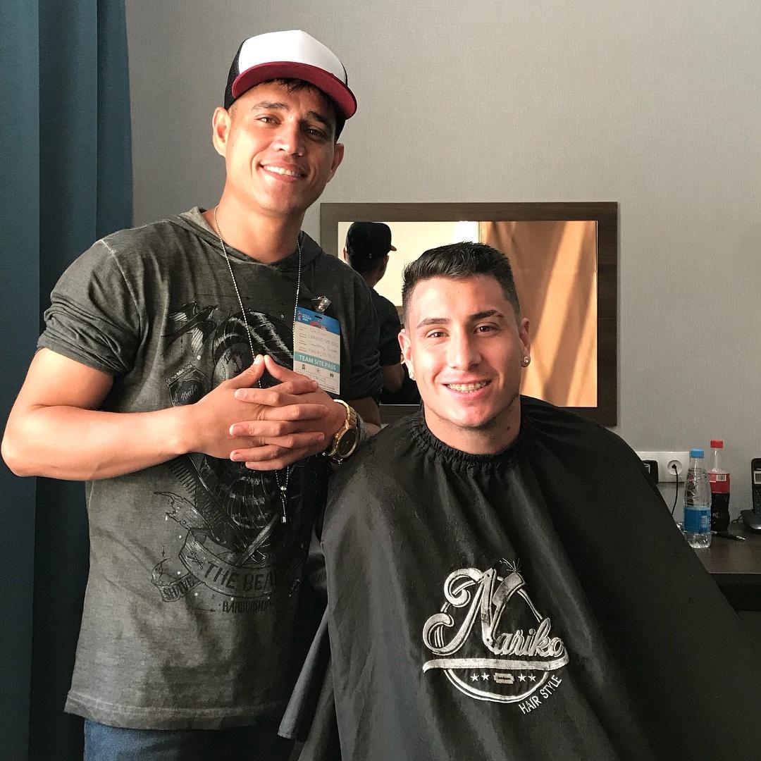 Neymar "empresta" seu cabeleireiro a jogadores do Uruguai - Reprodução/Instagram
